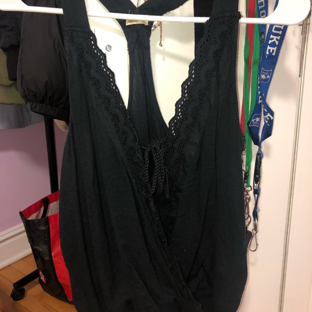 Hollister tie top